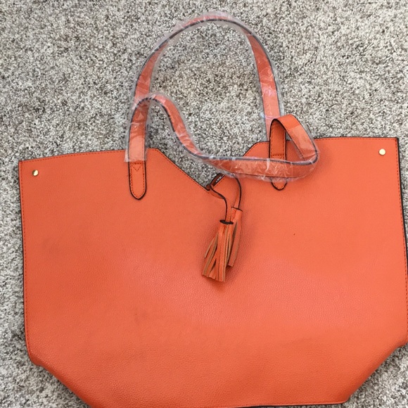 Neiman Marcus Handbags - neiman marcus tassel tote Neiman Marcus Handbags - neiman marcus tassel tote